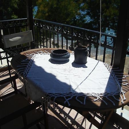Stelios Seaside House Villa Lefokastro Bagian luar foto