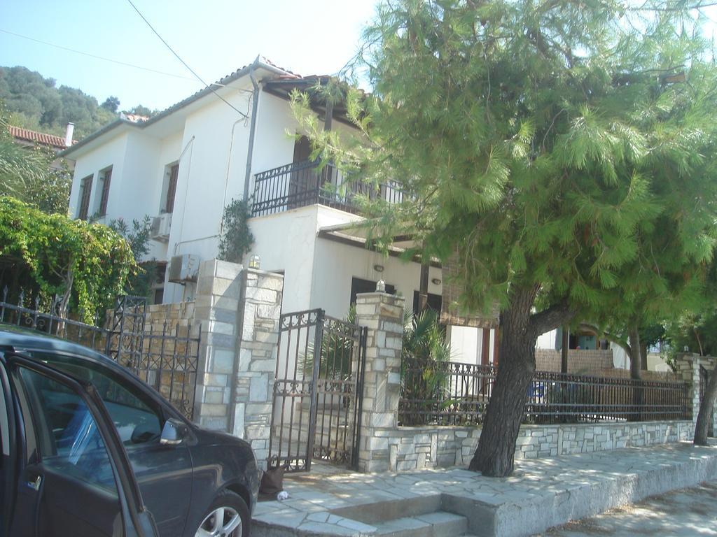 Stelios Seaside House Villa Lefokastro Bagian luar foto