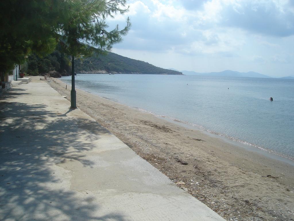 Stelios Seaside House Villa Lefokastro Bagian luar foto