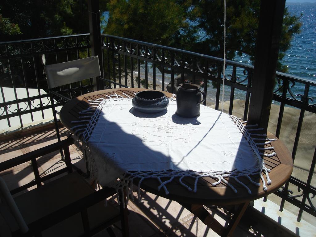 Stelios Seaside House Villa Lefokastro Bagian luar foto